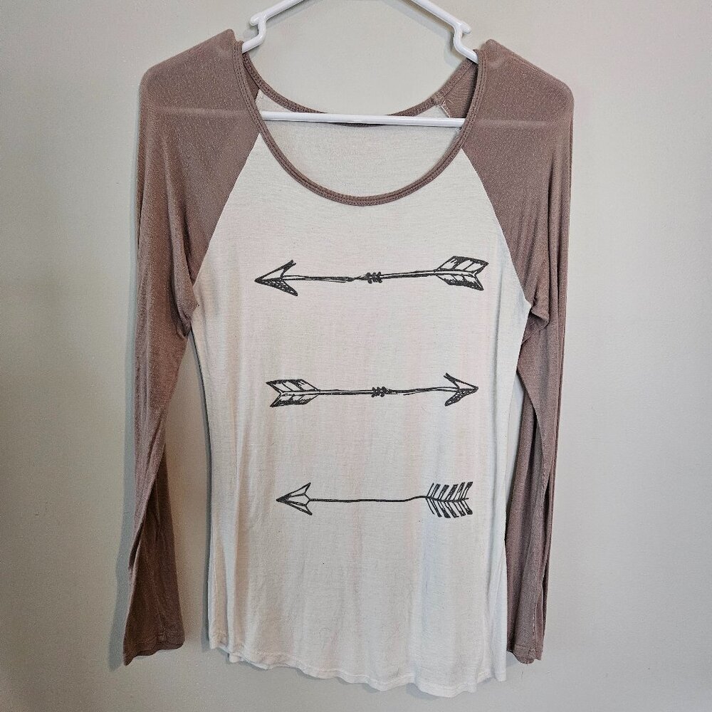 Arrow shirt, size Medium, brand unknown, thin and soft